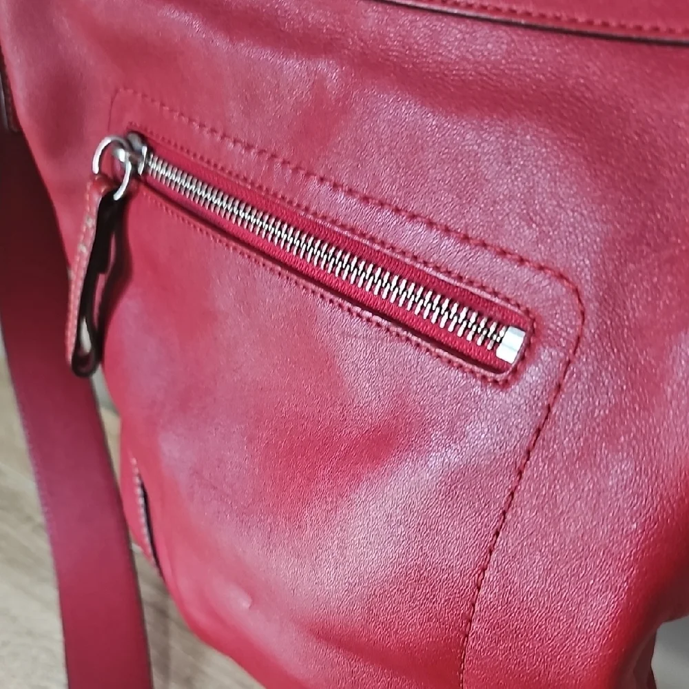 Coach Red Leather Shoulder Bag F12320 With Hangtag Great Shape Vintage